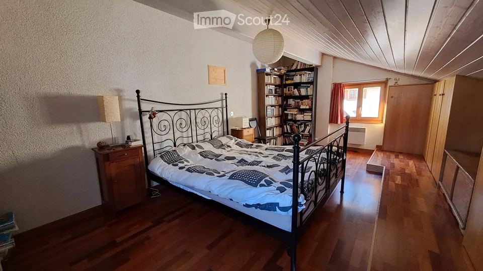 Semi-detached house with garden and mazot in Fully