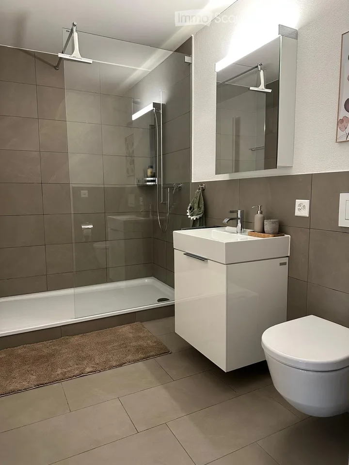 Appartement lumineux 3.5 pièces avec loggia à Uster
