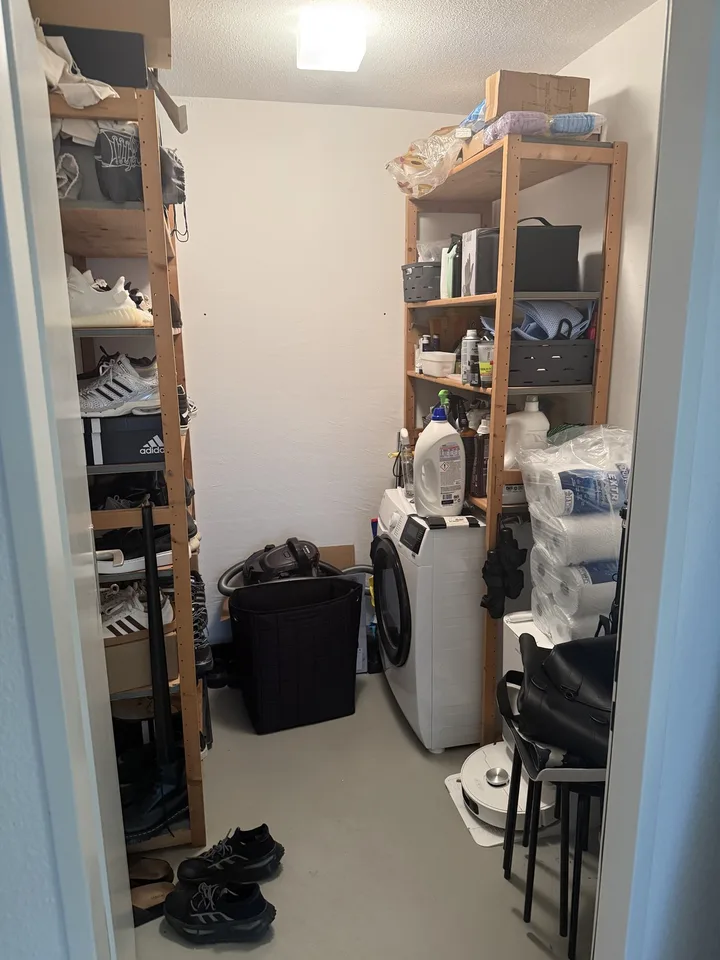 Schöne großzügige 3.5 Zimmern Wohnung