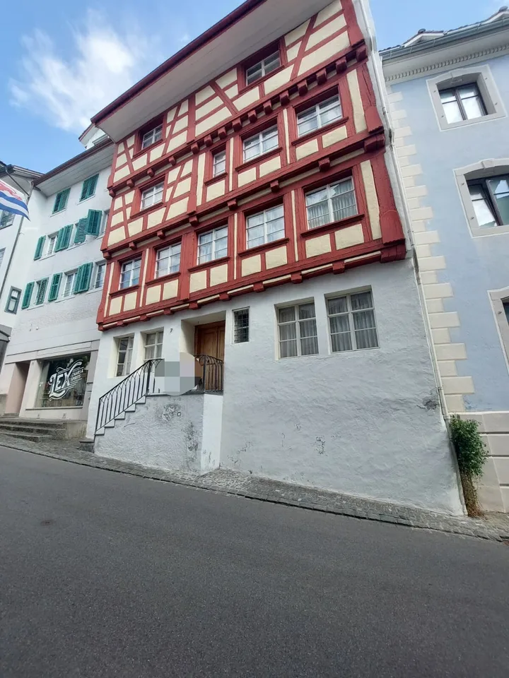 Charmant appartement 4.5 pièces dans la vieille ville de Wil