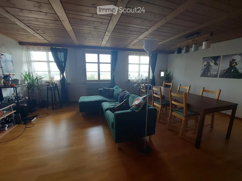 Charming 4.5 room apartment in the heart of Wil's old town