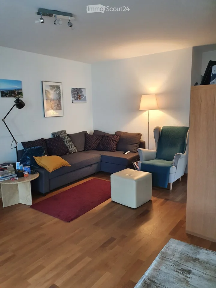 Appartamento luminoso 3.5 locali con balcone a Bern-Bümpliz