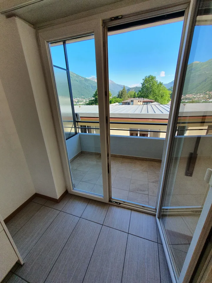Helles 2.5-Zimmer-Apartment in Vezia
