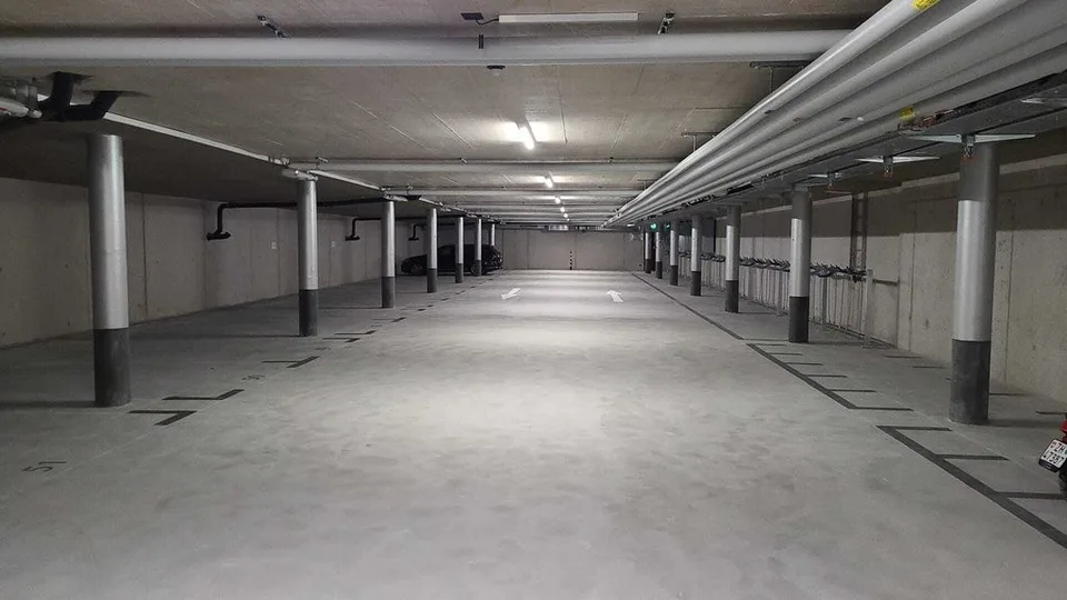 Wir haben Platz für Ihr Auto