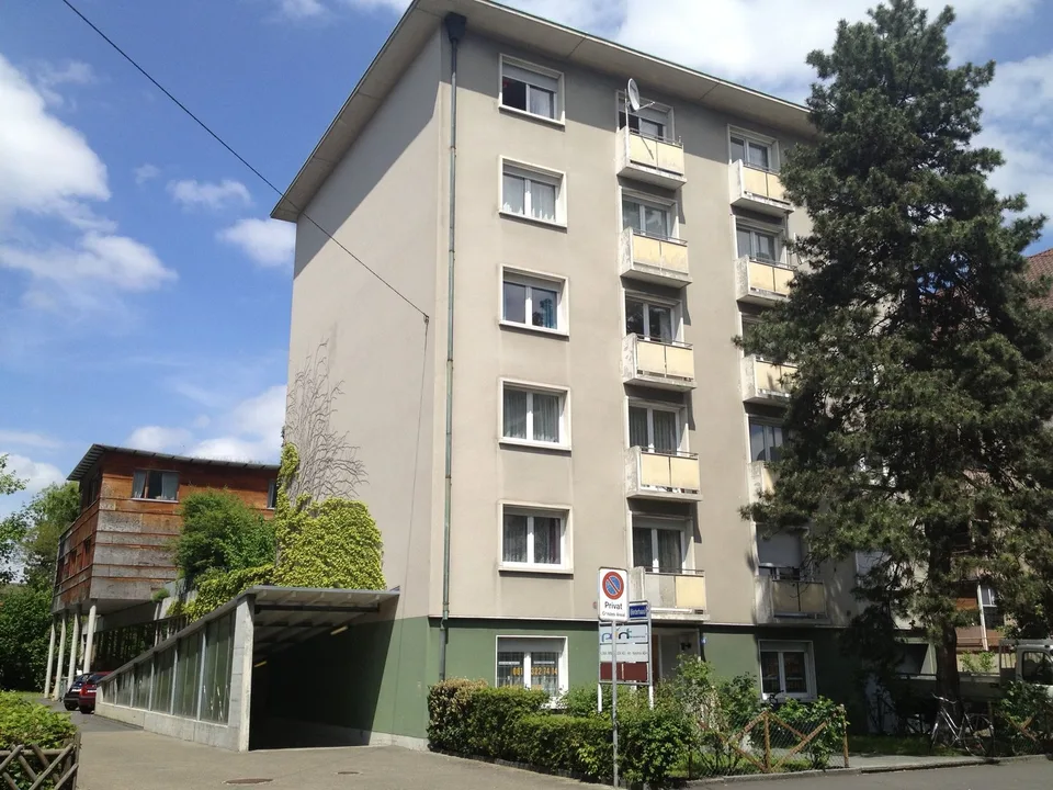Tiefgaragenplatz nähe Wasgenring mieten - Blotzheimerstrasse 68, Basel