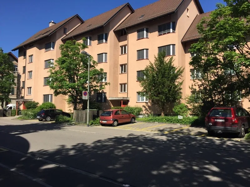 BEFRISTET  Gemütliche 2-Zimmer-Wohnung mit Gartensitzplatz