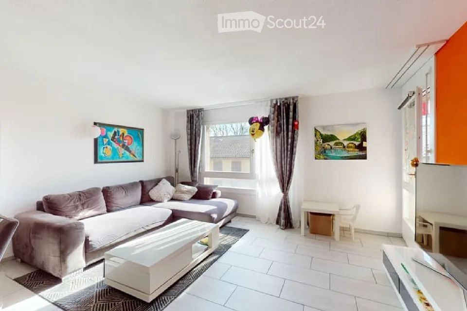 Moderne 4.5 Zimmer Wohnung an schöner Lage