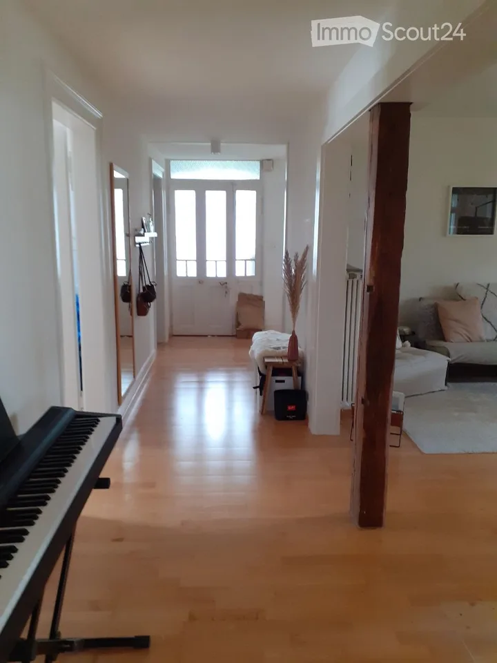 Charming 5.5-room old building apartment with spacious terrace and beautiful sauna in Rorschach