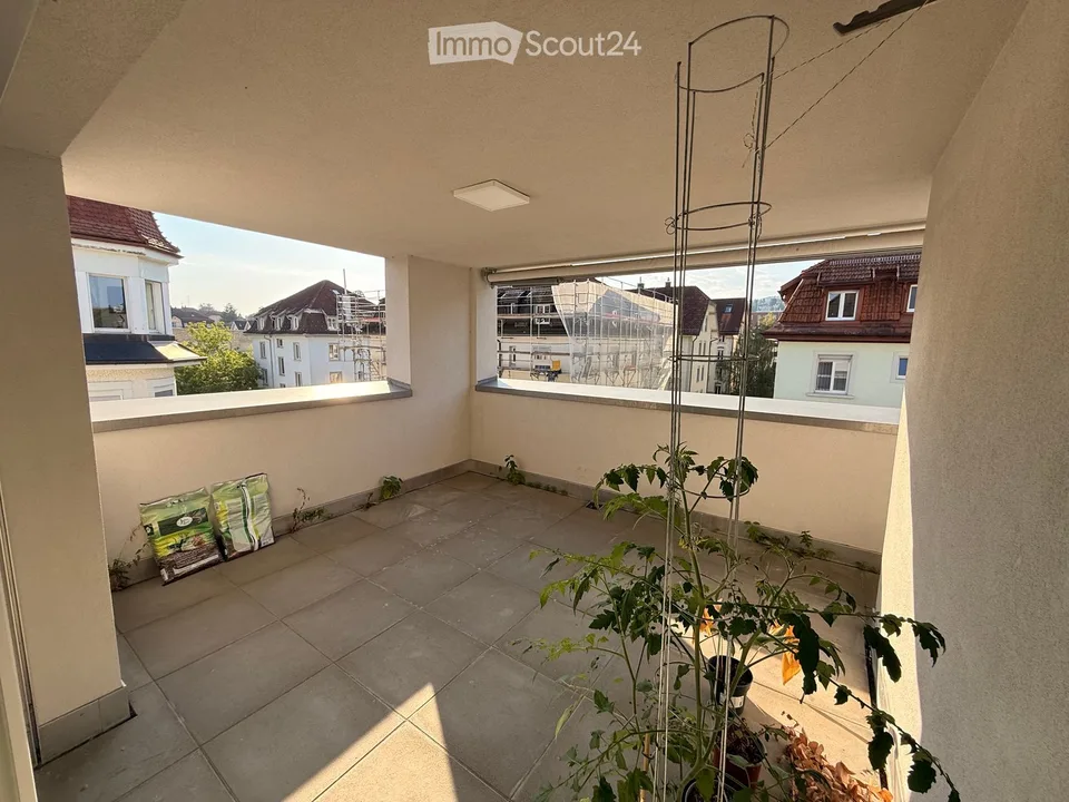 Appartamento duplex 2.5 locali luminoso a St. Gallen – Costruzione nuova con balcone e standard Minergie