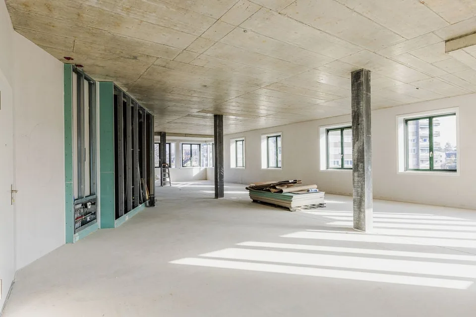 Unique commercial space in new building