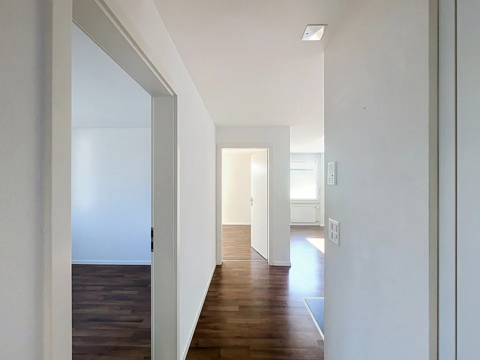 Appartement 3 pièces lumineux dans un emplacement central à 8050 Zurich-Oerlikon