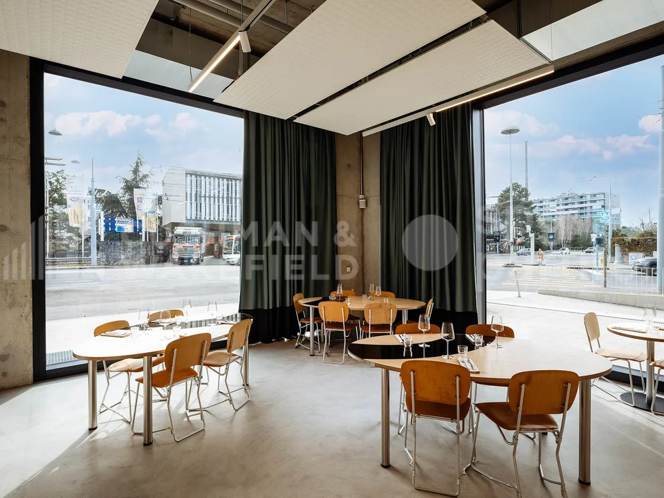 Ristorante di 336 m² con due terrazze e deposito a Charmilles, Ginevra