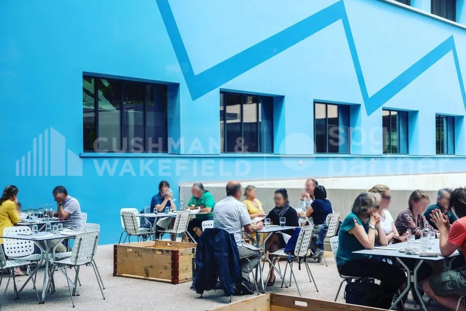 Restaurant de 336 m² avec deux terrasses et dépôt à Charmilles, Genève – photo 6 sur 13