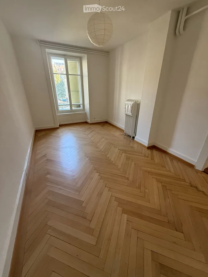 Zimmer zur Miete in der Nähe des Hafens von Neuchâtel