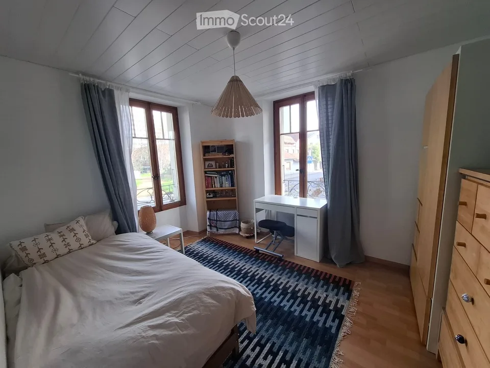 Rent apartment 2 weeks early September