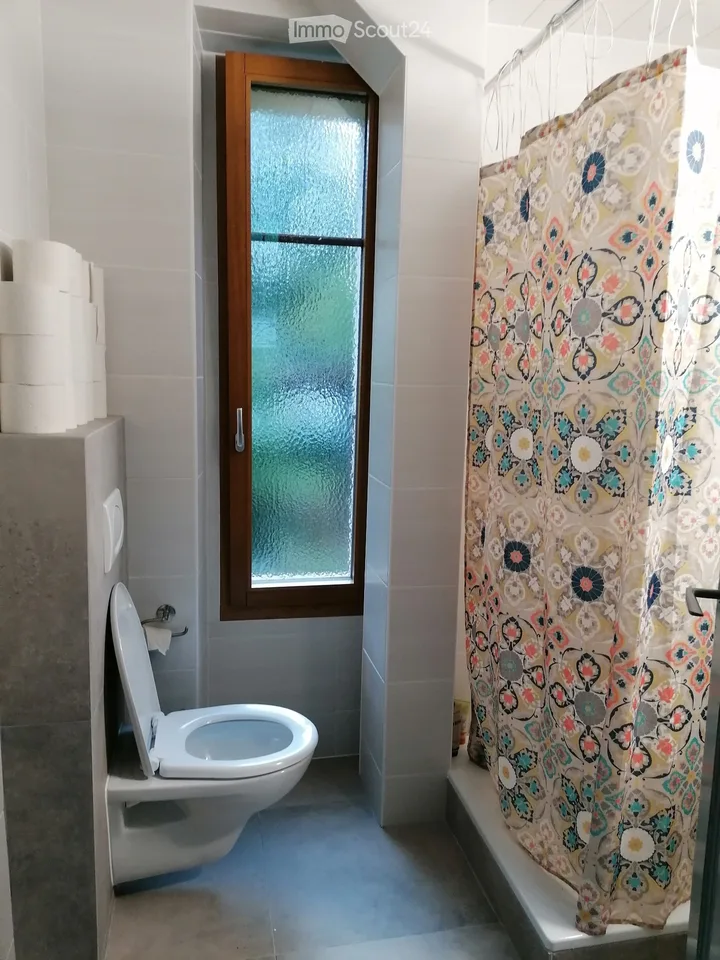 Rent apartment 2 weeks early September
