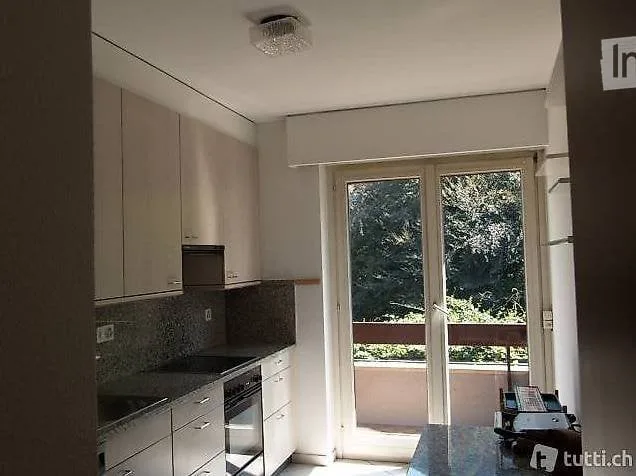 Lugano, location 3.5 pièces avec 3 balcons