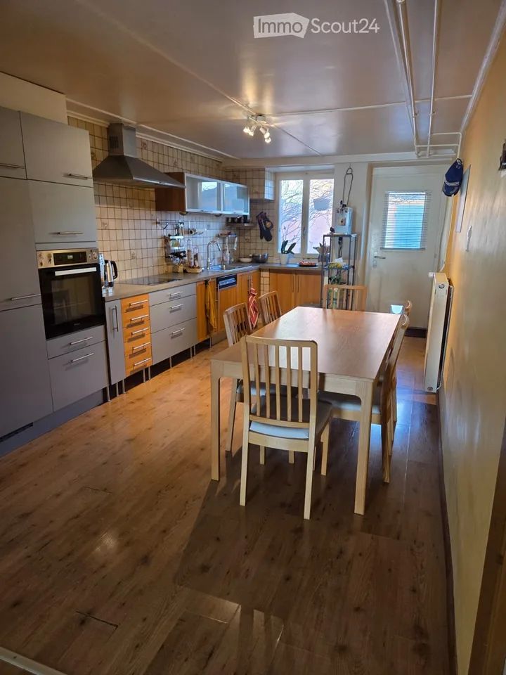 Large 2-story apartment in Cudrefin, 100 m from the harbor