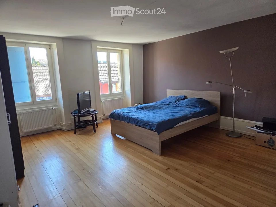 Large 2-story apartment in Cudrefin, 100 m from the harbor