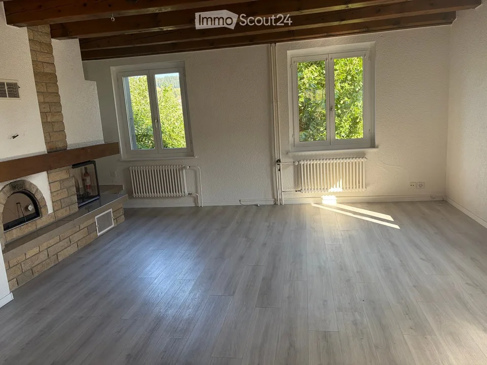 In affitto: Superbo duplex di 3½ locali con terrazza e garage