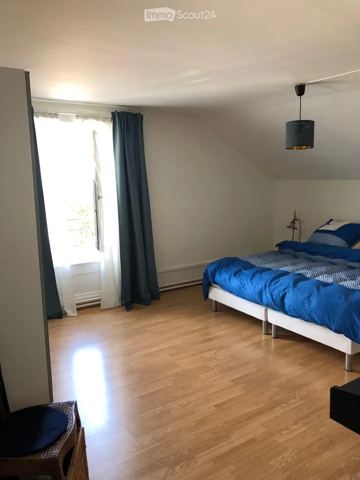 Casa familiare di 6 locali con giardino privato