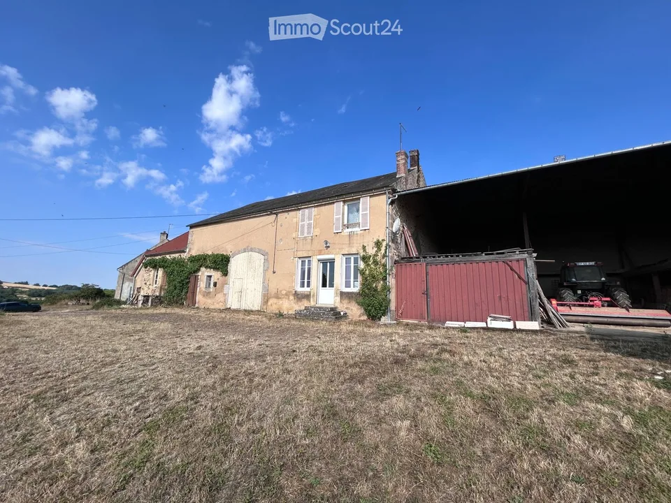 Charmante propriété familiale pleine campagne dans le Morvan