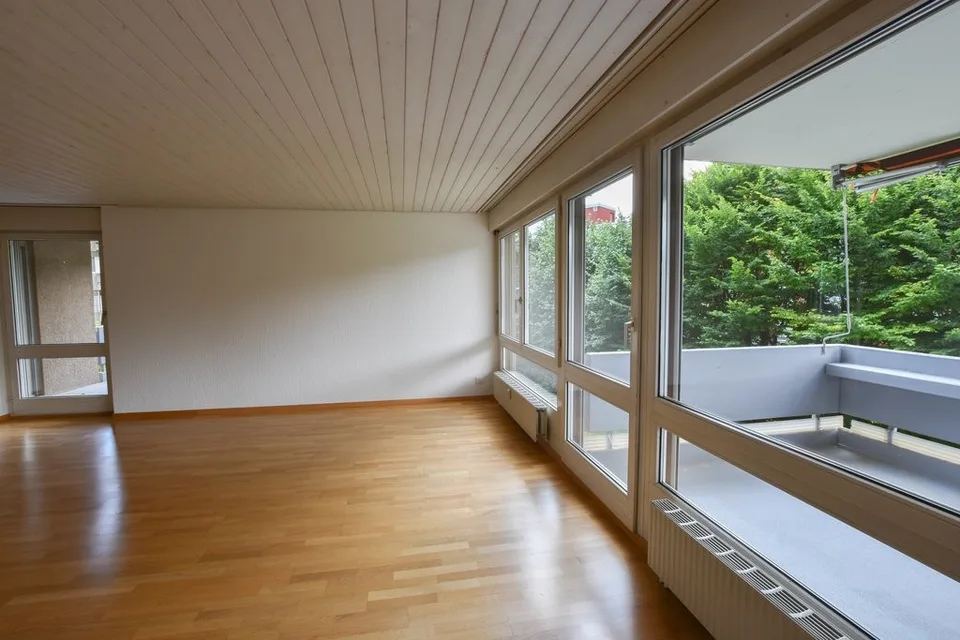 Befristete 4.5-Zimmerwohnung mit zwei Balkonen