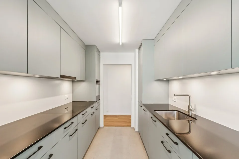 Appartement de 4,5 pièces fraîchement rénové dans un excellent emplacement à Pratteln