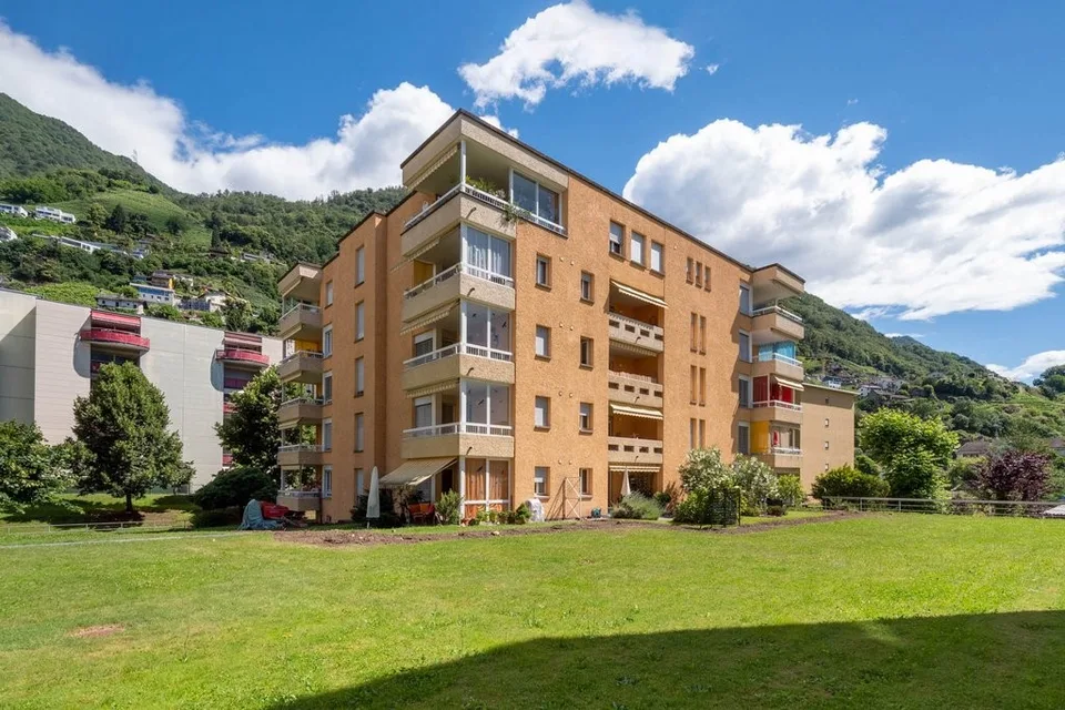 APPARTAMENTO 3.5 LOCALI A GORDOLA - SPAZIOSO E LUMINOSO