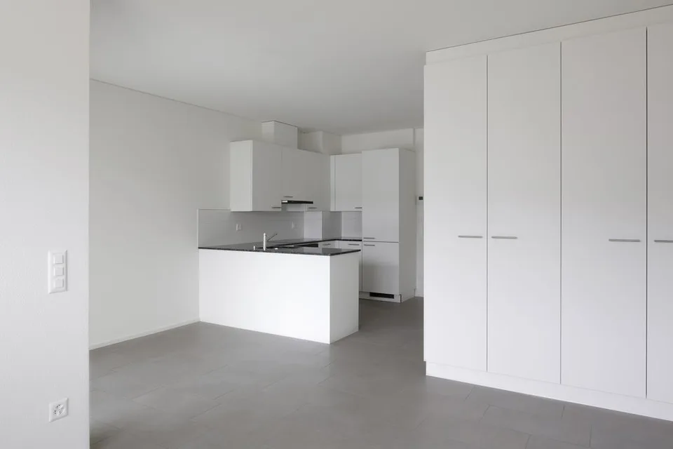 APPARTAMENTO IN COMPLESSO RESIDENZIALE - FLAT IN RESIDENTIAL COMPLEX