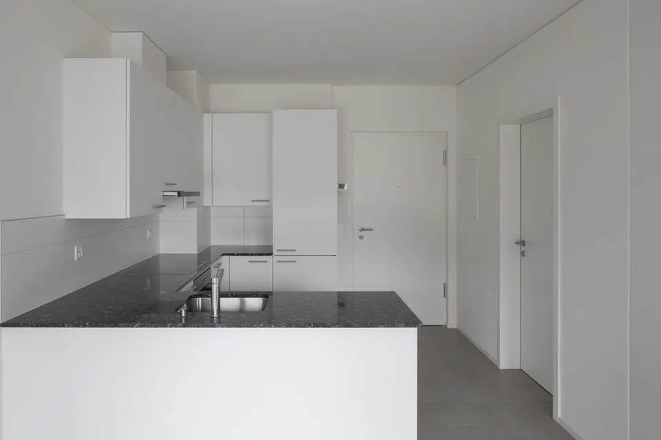 APPARTAMENTO IN COMPLESSO RESIDENZIALE - FLAT IN RESIDENTIAL COMPLEX
