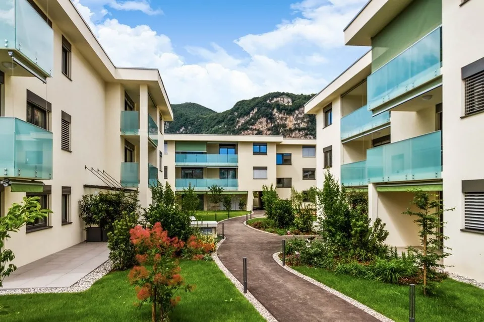 APPARTAMENTO IN COMPLESSO RESIDENZIALE - FLAT IN RESIDENTIAL COMPLEX