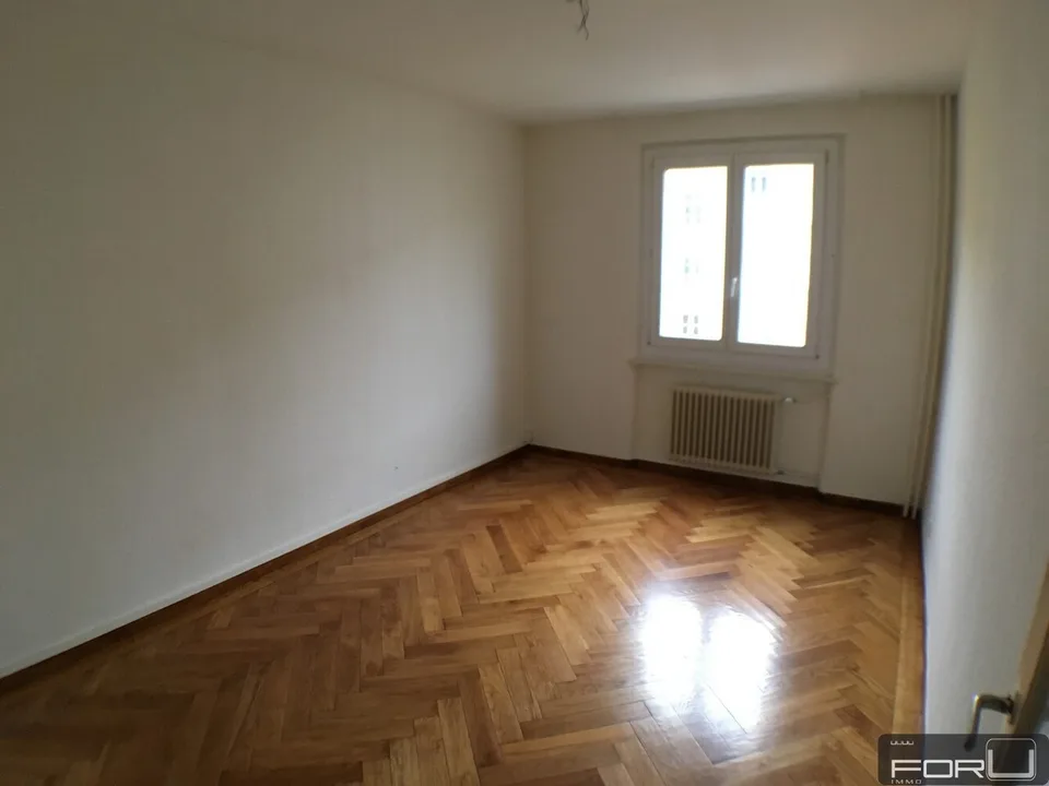 Schönes durchgehendes 3-Zimmer-Apartment in den Pâquis