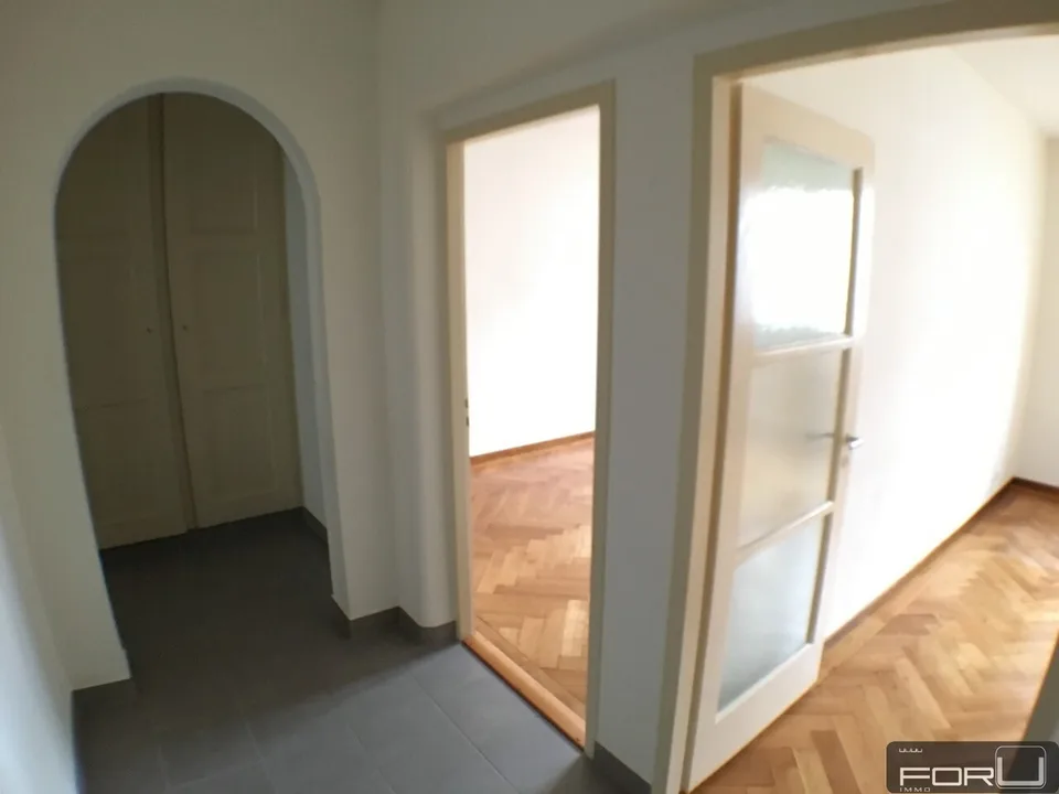 Schönes durchgehendes 3-Zimmer-Apartment in den Pâquis