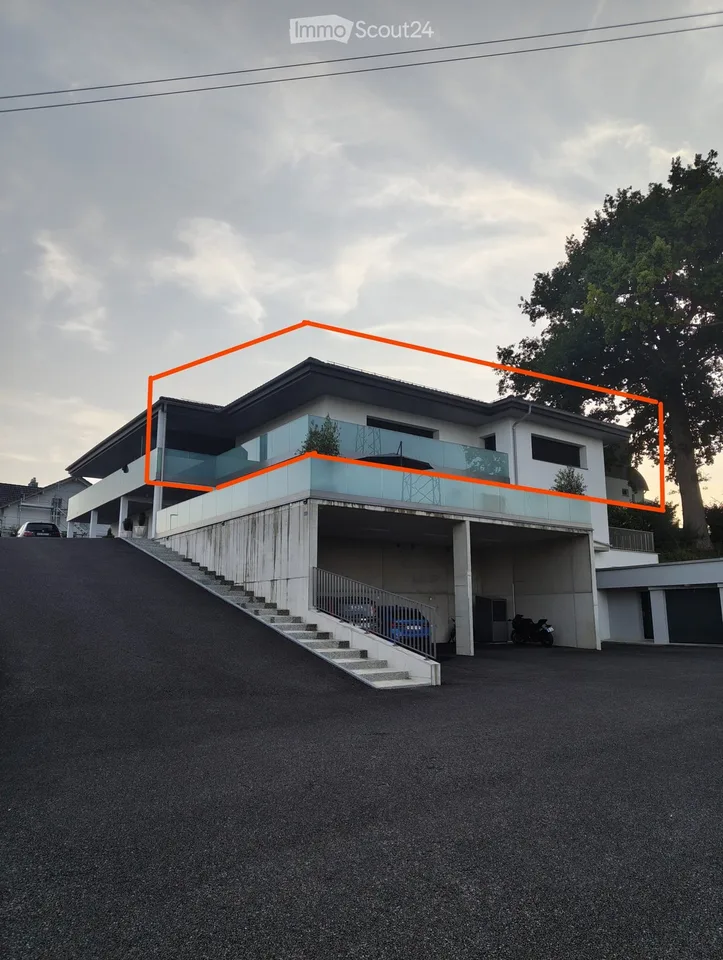Bel appartement en attique de 4.5 pièces à Tafers