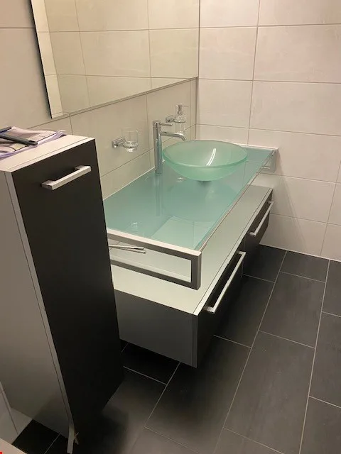 Studio moderne meublé à Hergiswil à louer