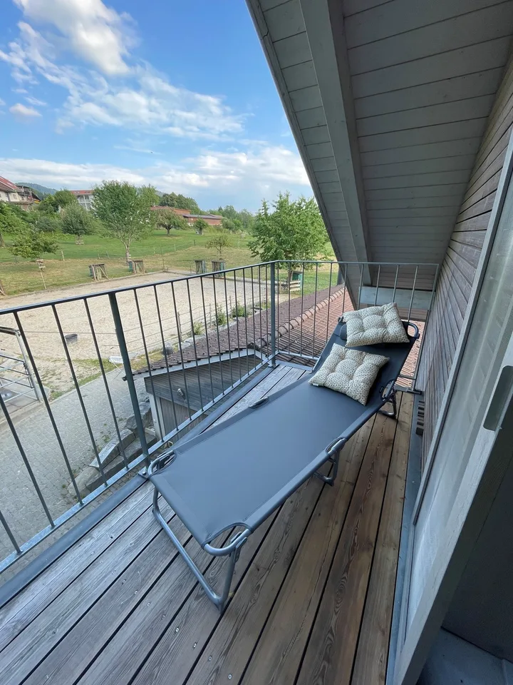 Unique loft paradise in 8340 Hinwil on a horse farm: Your power spot for a timeout (limited to 6 months)
