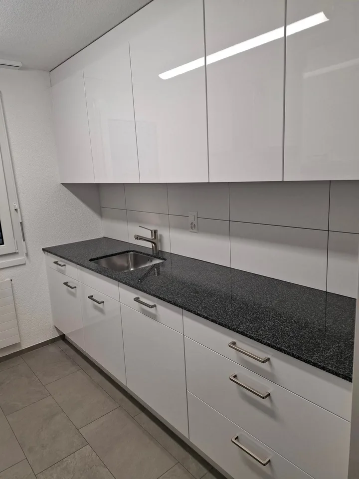 Helle 4.5-Zimmer-Wohnung mit Balkon und Einzelgarage in Walterswil