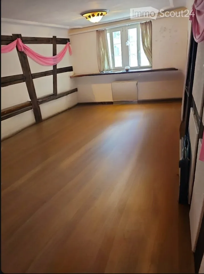 Wohnung in grüningen ab November
