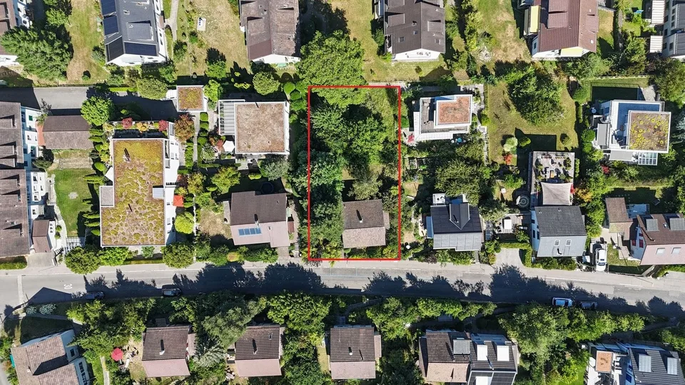 Seltene Gelegenheit in Liebefeld - Einfamilienhaus mit zusätzlicher Baulandreserve