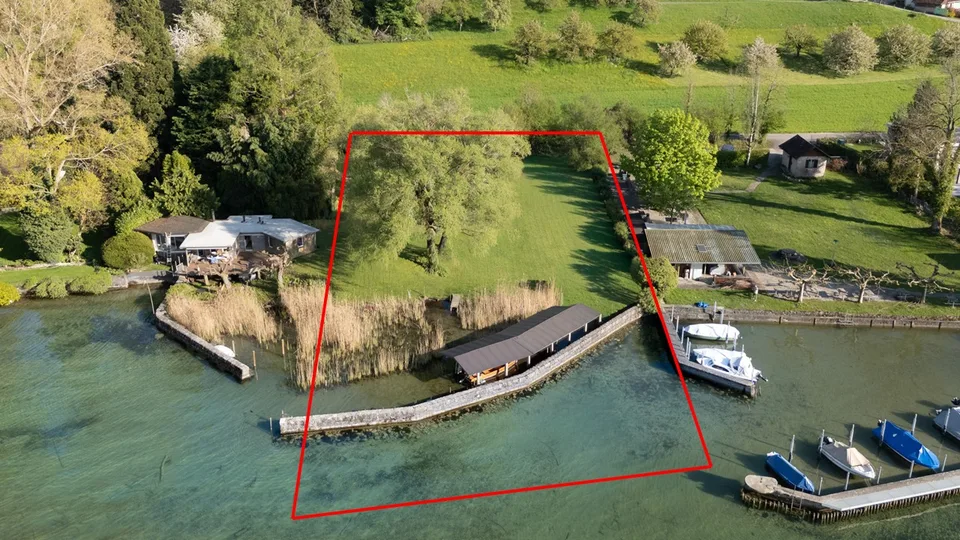 Exklusives Bauland am Bielersee mit Fischerbootshaus