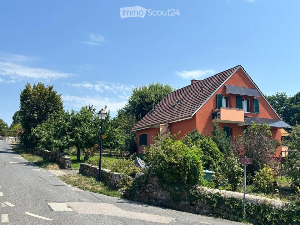 Appartement de 3,5 pièces avec vue panoramique sur le lac Léman et les Alpes