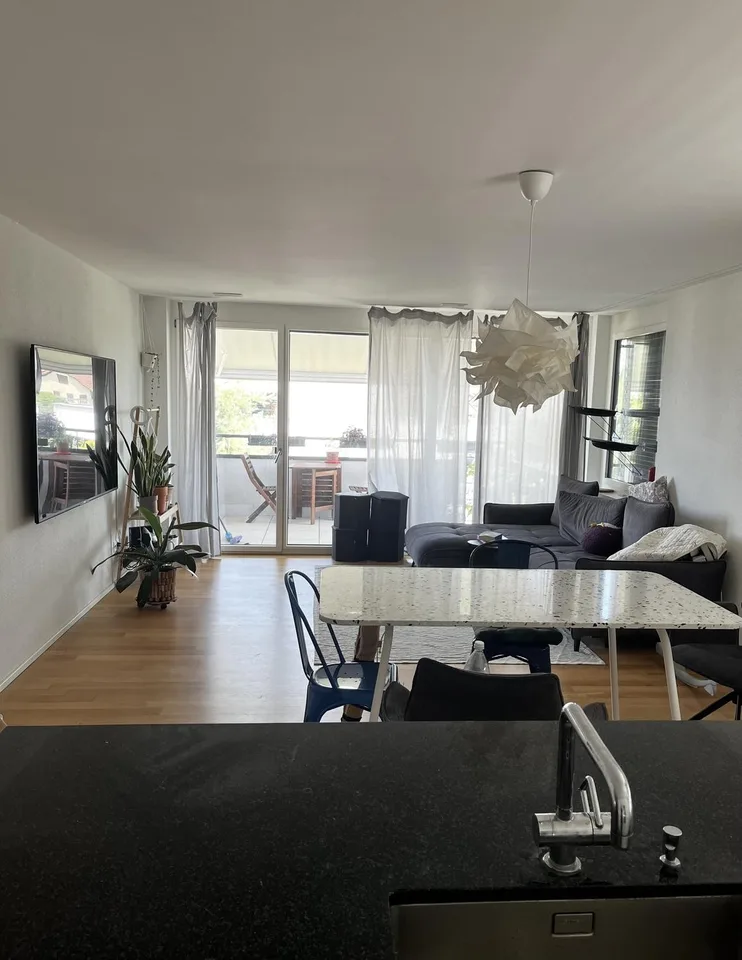 Appartement 3,5 pièces à Regensdorf disponible à partir d'octobre 2026