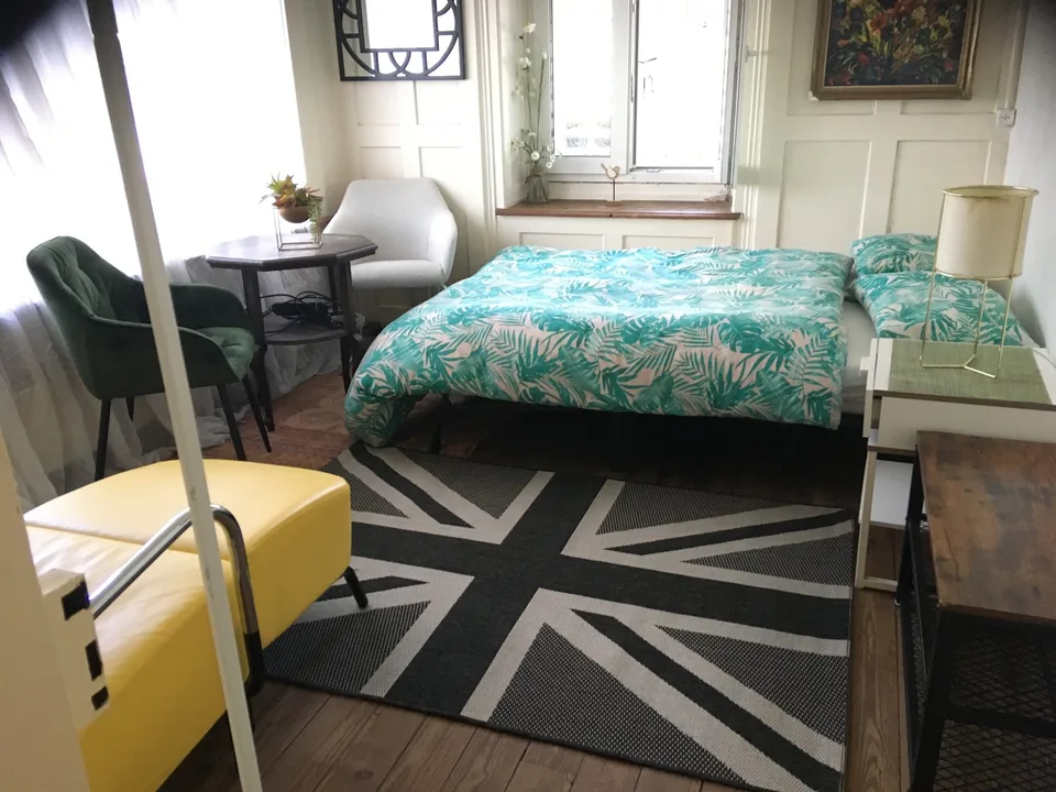 Wunderschönes Zimmer in bester Lage im Zentrum der Stadt,Seefeld mit Terasse