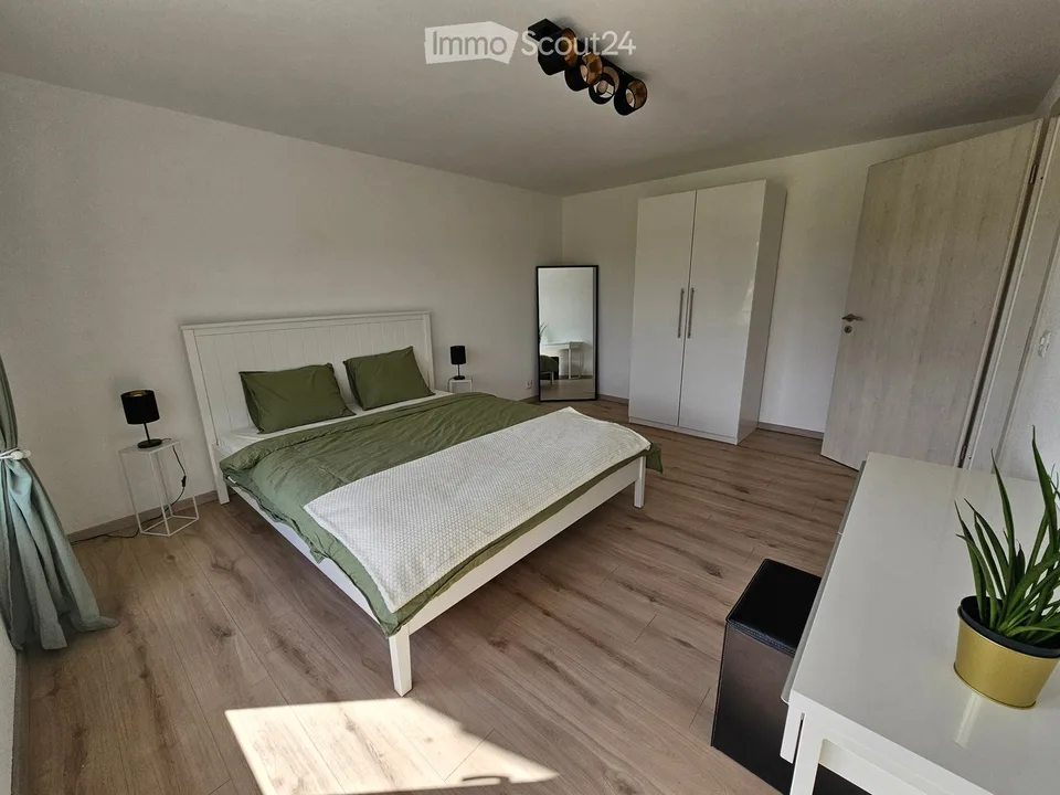 Attractive 4.5-room apartment, 100 m², fully furnished – CHF 1'860.– incl. ancillary costs