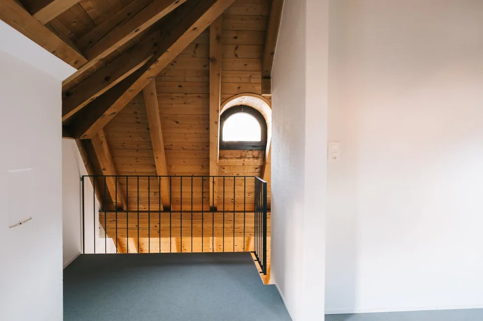 Maisonnette de rêve sous les toits dans le quartier du cloître – central et pourtant calme