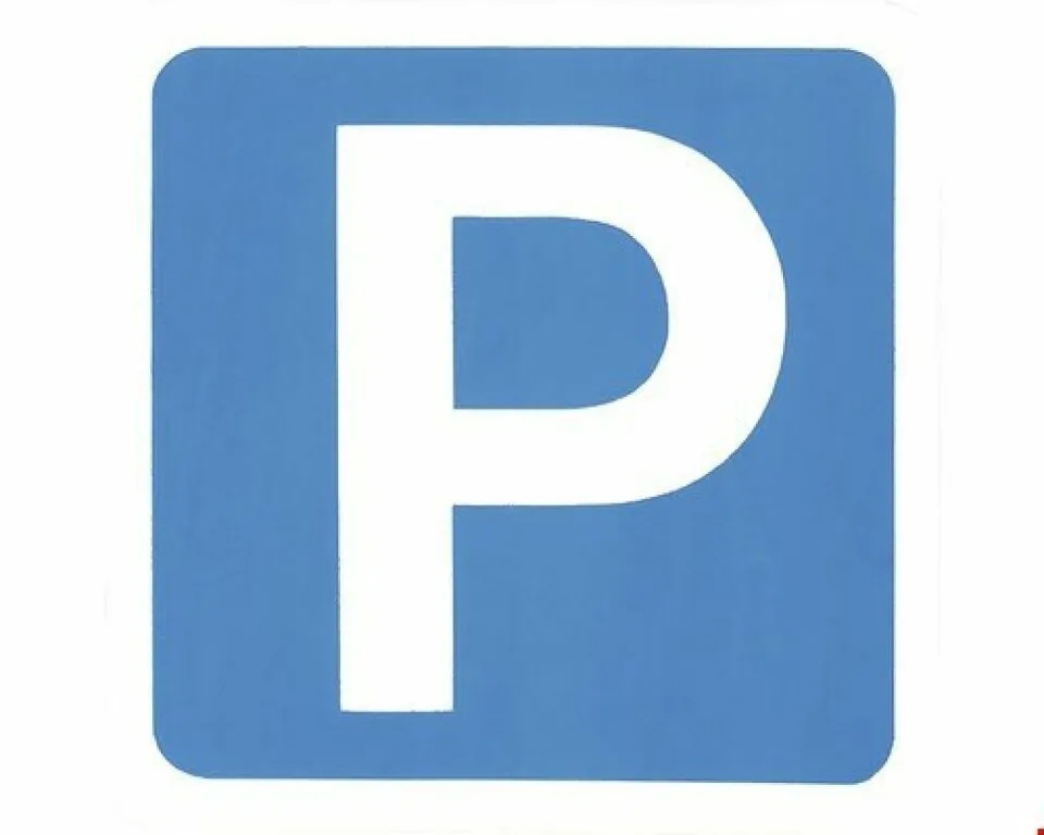 Aussenparkplatz in der Stadt