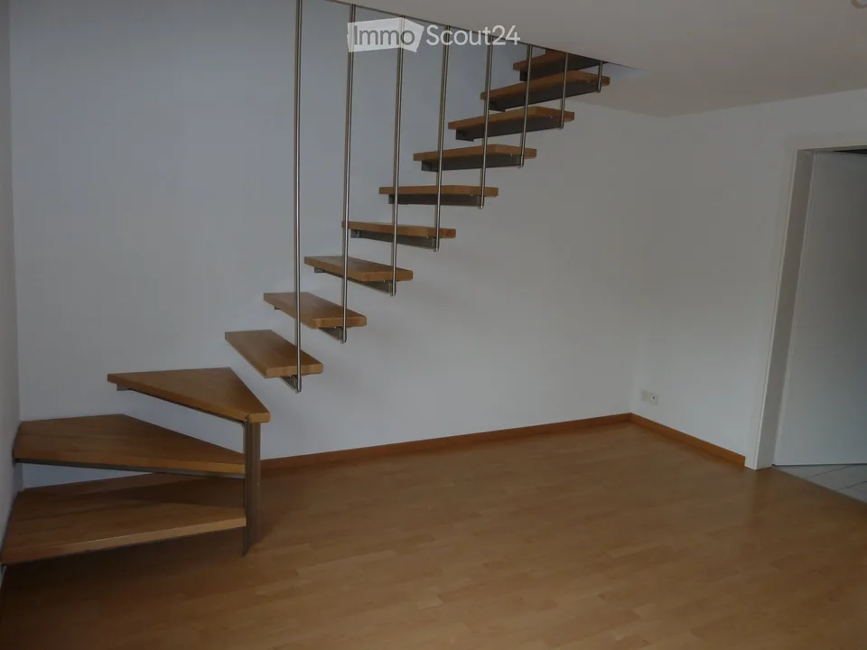 Original 2.5 Room Maisonette Attic Apartment