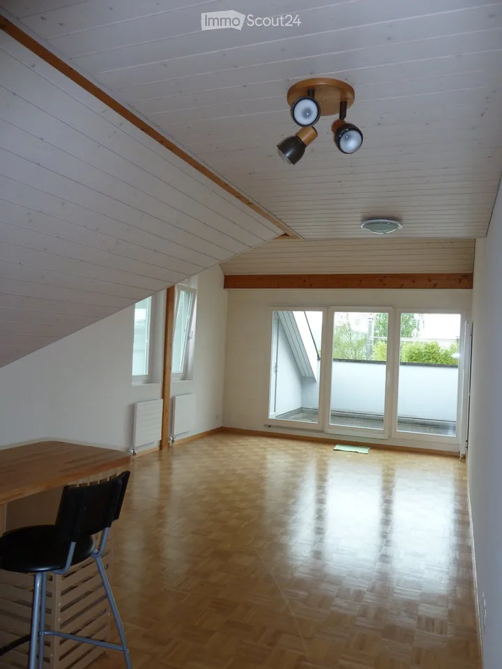 Original 2.5 Room Maisonette Attic Apartment