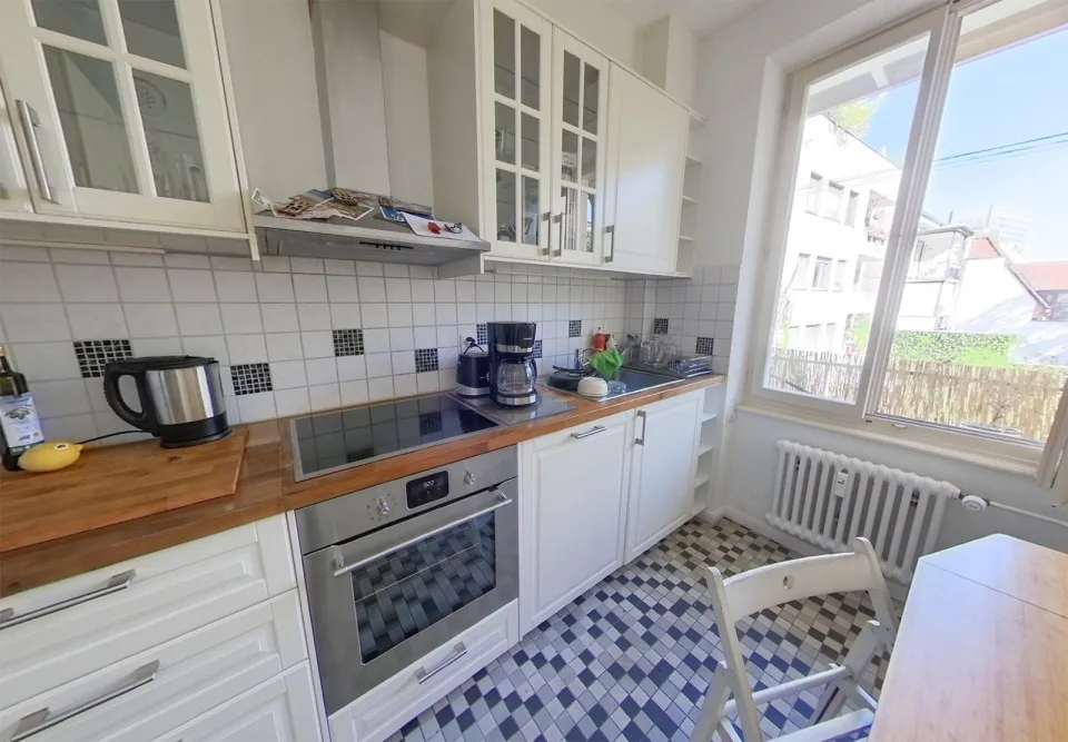 Möblierte, gepflegte WG-Zimmer nahe Rhein - Top Lage!